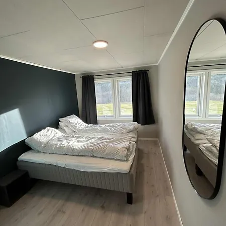 Villa Isfjorden Isfjorden
